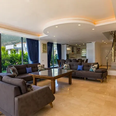 4 Bedroom 7551 ヴィラ